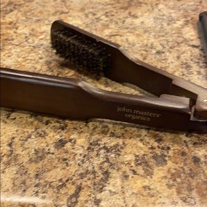 Hair straightener brush